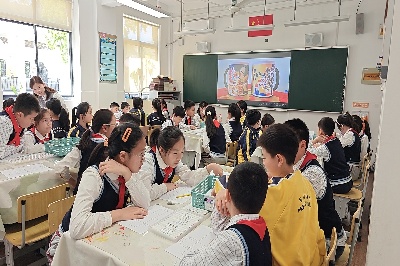 美术特色课堂2.jpg